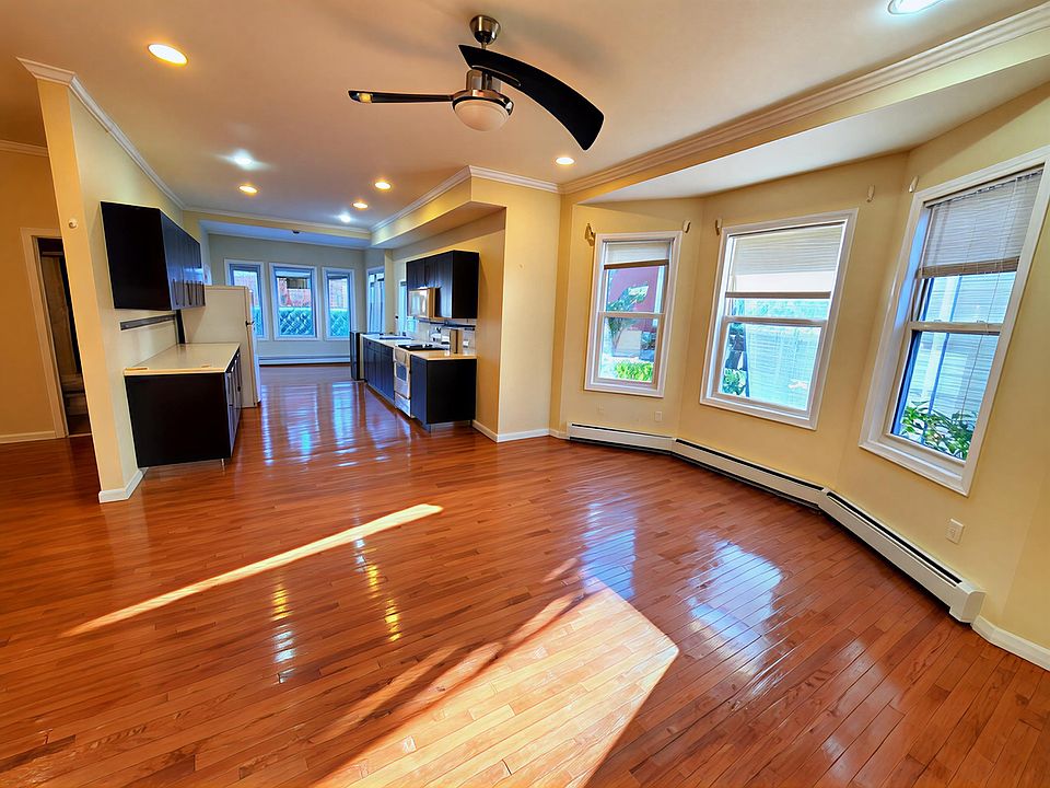 1st image of 62 Dehon St #1