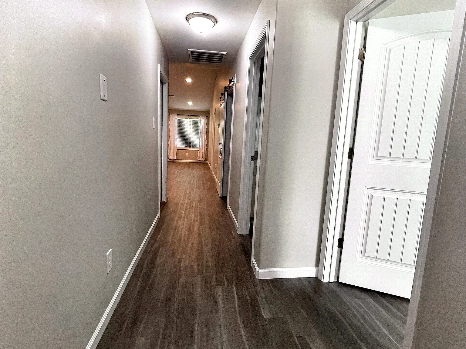 5918 Knox Hill Way — Photo 2