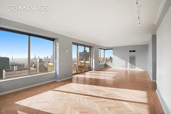 Sold by Compass | media 8