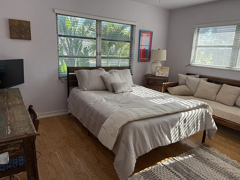 Bed 1