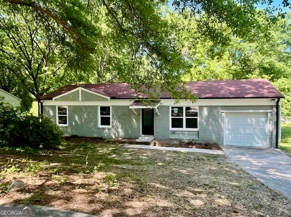 613 W Creek Cir, Monroe, GA 30655