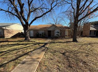 2406 High Star Dr, Garland, TX