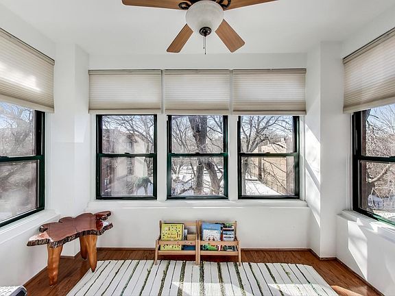 4th image of 5323 S Woodlawn Ave #3S
