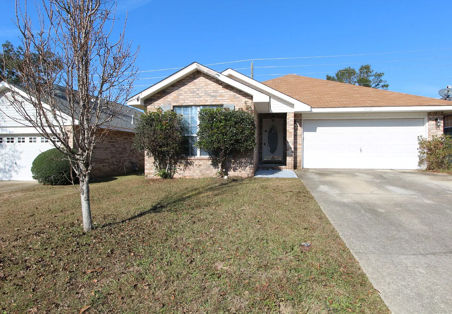 3 bed, 2.0 bath, 1735 sqft, $1,800 — Photo 1