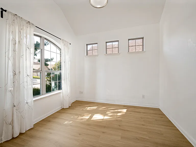 929 Green Coral Dr — Photo 11