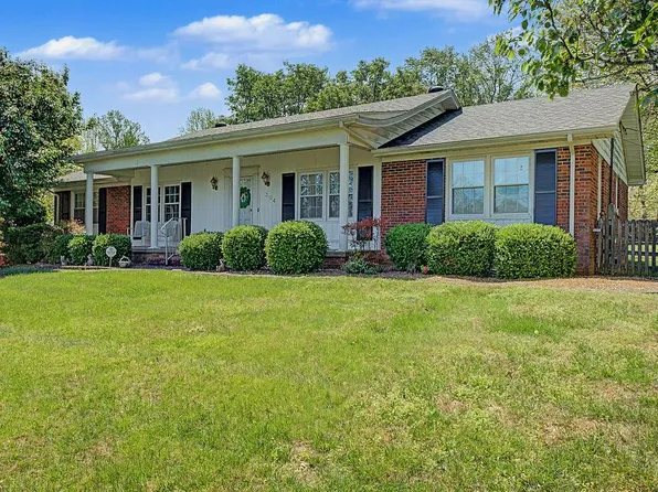 304 W 7th Ave, Central City, KY 42330