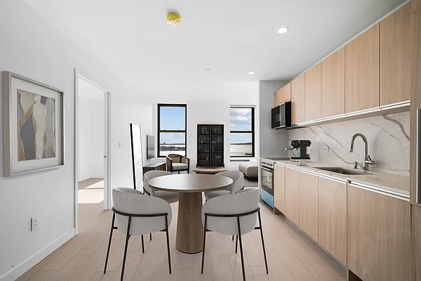 Rented by Aura NYC LLC | media 4