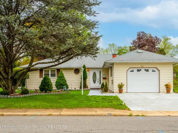 126 Charlotteville Drive, Toms River, NJ 08757
