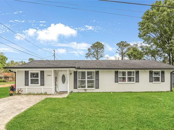 1604 Sun Ln, Hammond, LA 70401