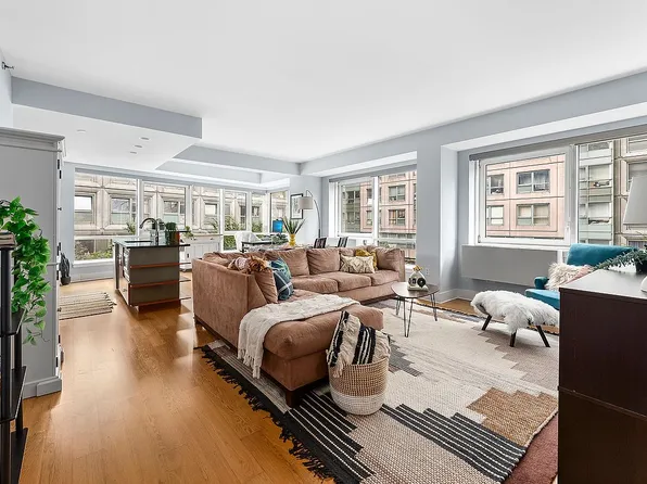 440 Kent Ave APT 4E, Brooklyn, NY 11249