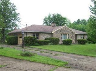 538 Obermiyer Rd, Brookfield, OH 44403