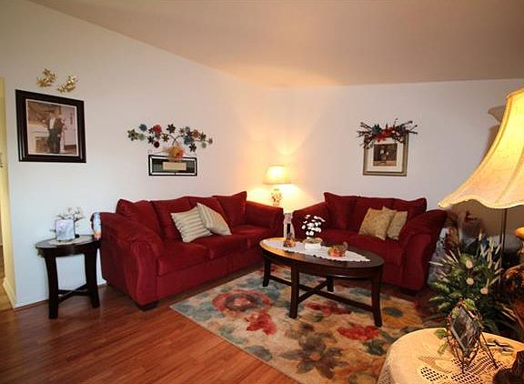 2nd image of 165 Anne Dr