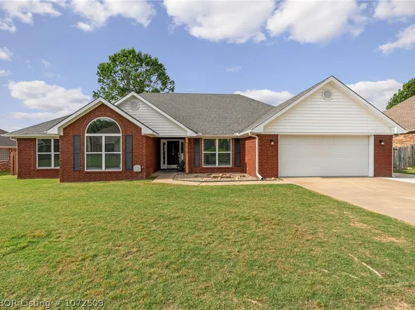 3210 Osprey Dr, Greenwood, AR 72936