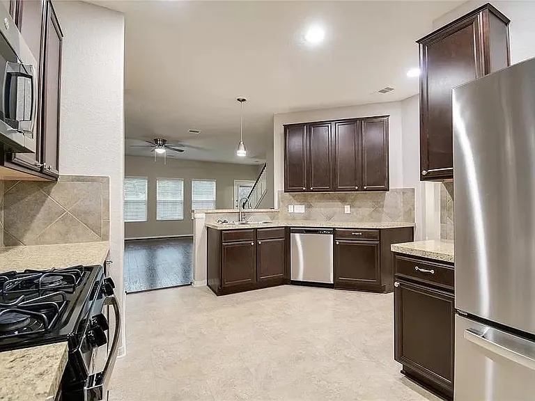 28939 Birch Green Way — Photo 6