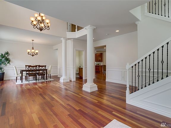 5th image of 12029 NE 70th St