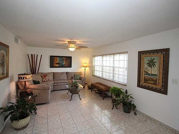 3rd image of 8089 SW 17th Pl #24