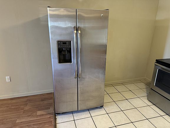 4th image of 3015 Oakland Blvd NE #C