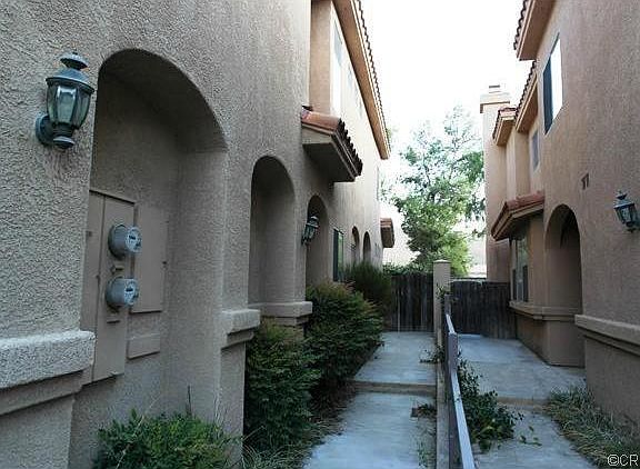 5th image of 14111 Shoreline Dr Unit B