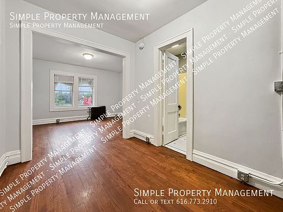 2nd image of 443 S Division Ave #B