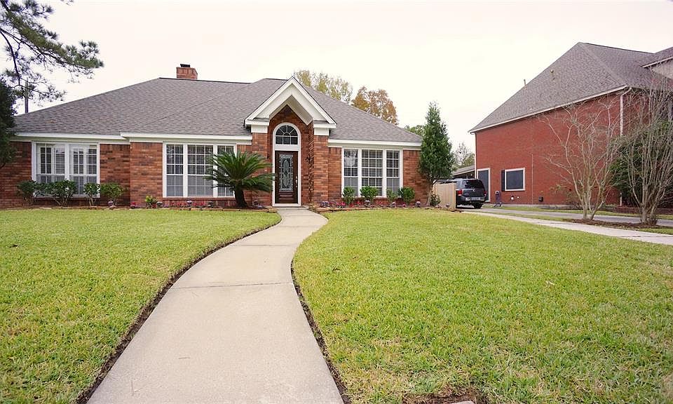 1st image of 6007 Ancient Oaks Dr