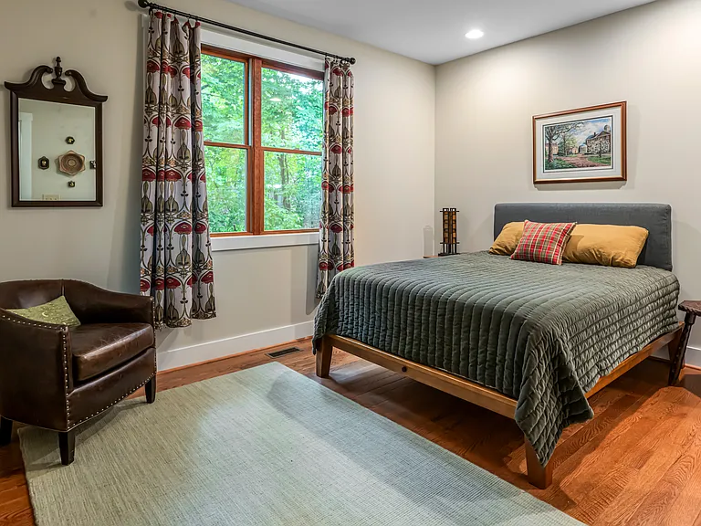 51 Westover Dr — Photo 16