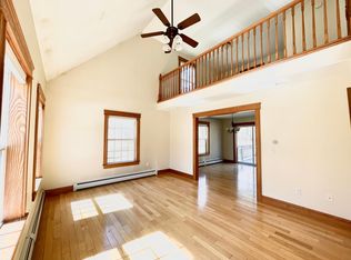 9 Sergeant Ln, Brunswick, ME 04011