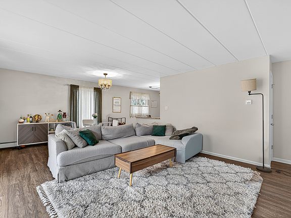 2nd image of 9620 S Kedvale Ave #101