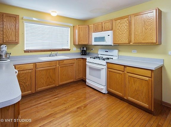 5th image of 2716 Rock Springs Dr
