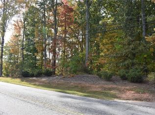 642 Lee Rd, Thomasville, NC 27360