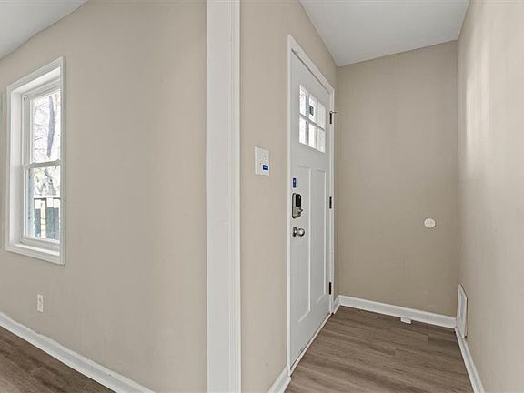 4th image of 17244 Montgall Dr