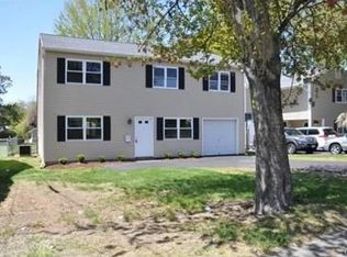 109 Strawberry Hill Ave, Norwalk, CT 06851