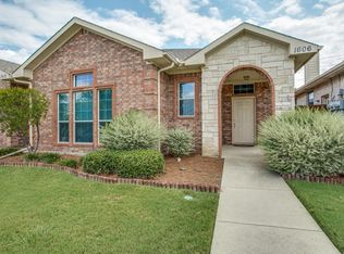 1606 Poinsettia Blvd, Denton, TX 76208