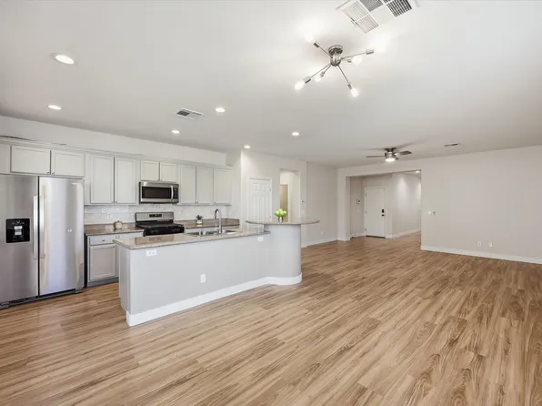 7658 Engleberg Ave, Las Vegas, NV 89178