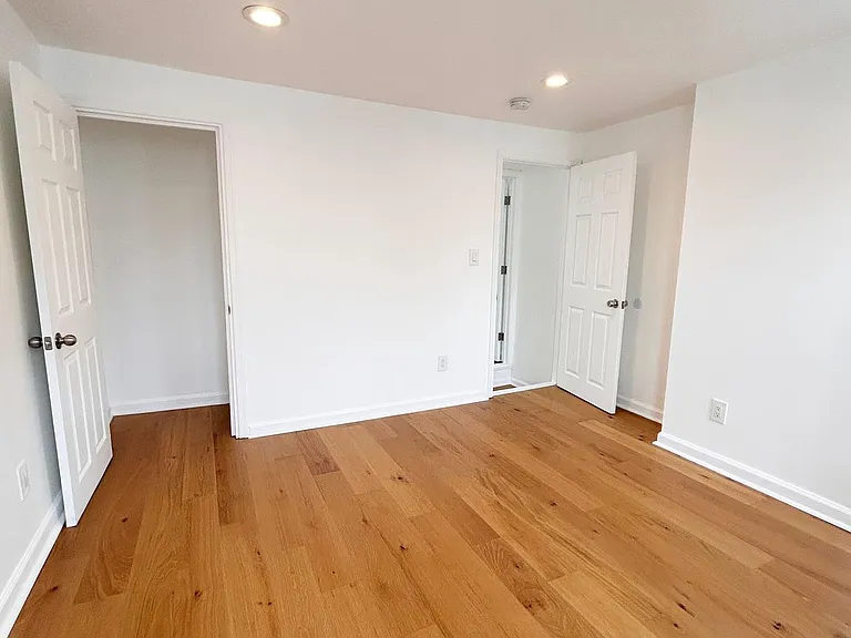 3047 Coral St — Photo 9
