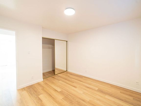 4th image of 274 40th Street Way APT 14