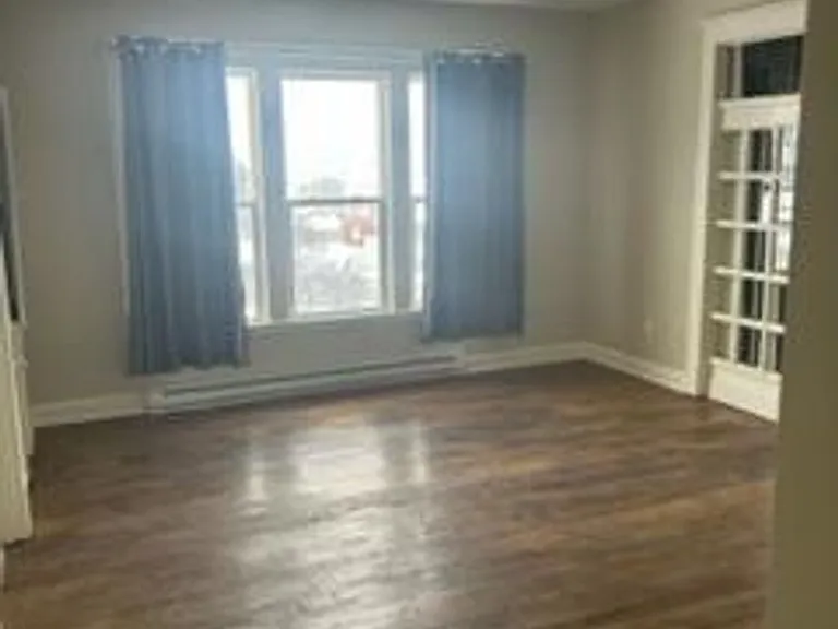 322 S Excelsior Ave — Photo 3