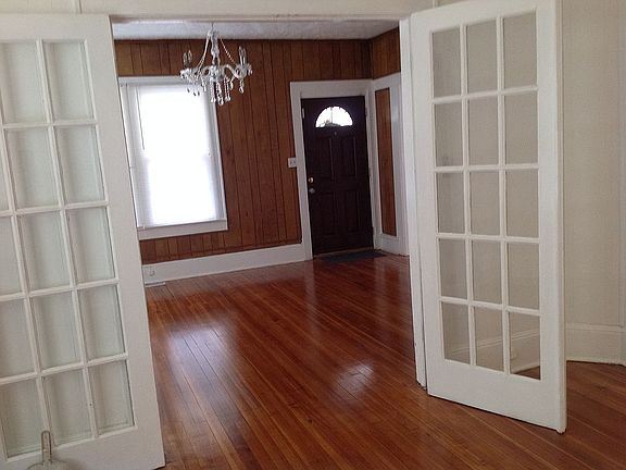 3rd image of 722 North St