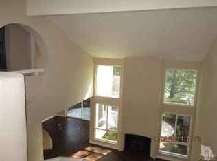 661 Shadow Lake Dr, Thousand Oaks, CA 91360