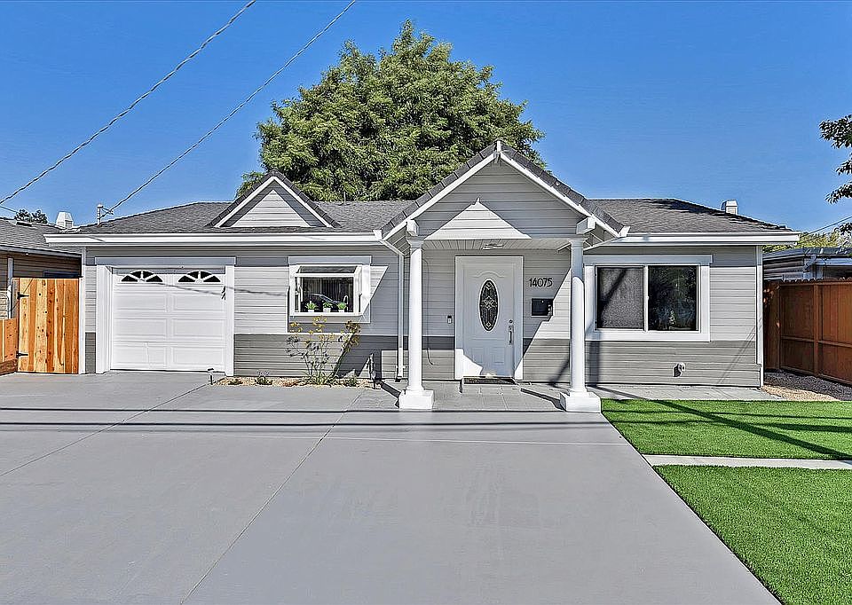 1st image of 14075 Jerilyn Dr