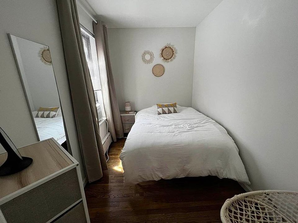2nd image of 436 W Broadway #13R