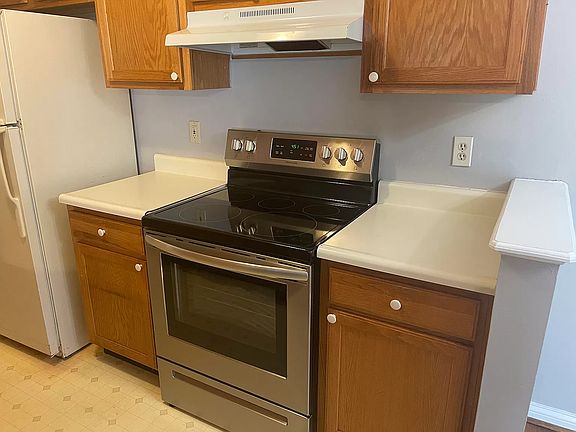 4th image of 10608 Christa Ct Unit 6