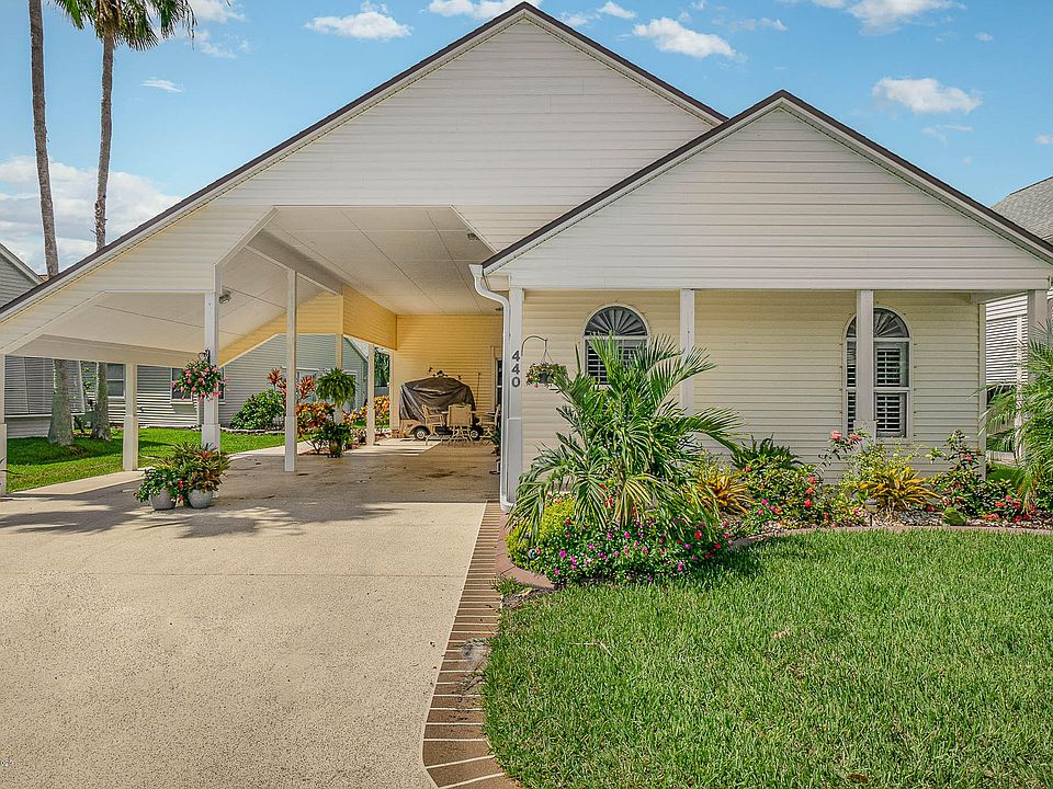 1st image of 440 Plantation Dr