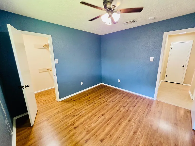 13438 Nevermore Dr — Photo 24