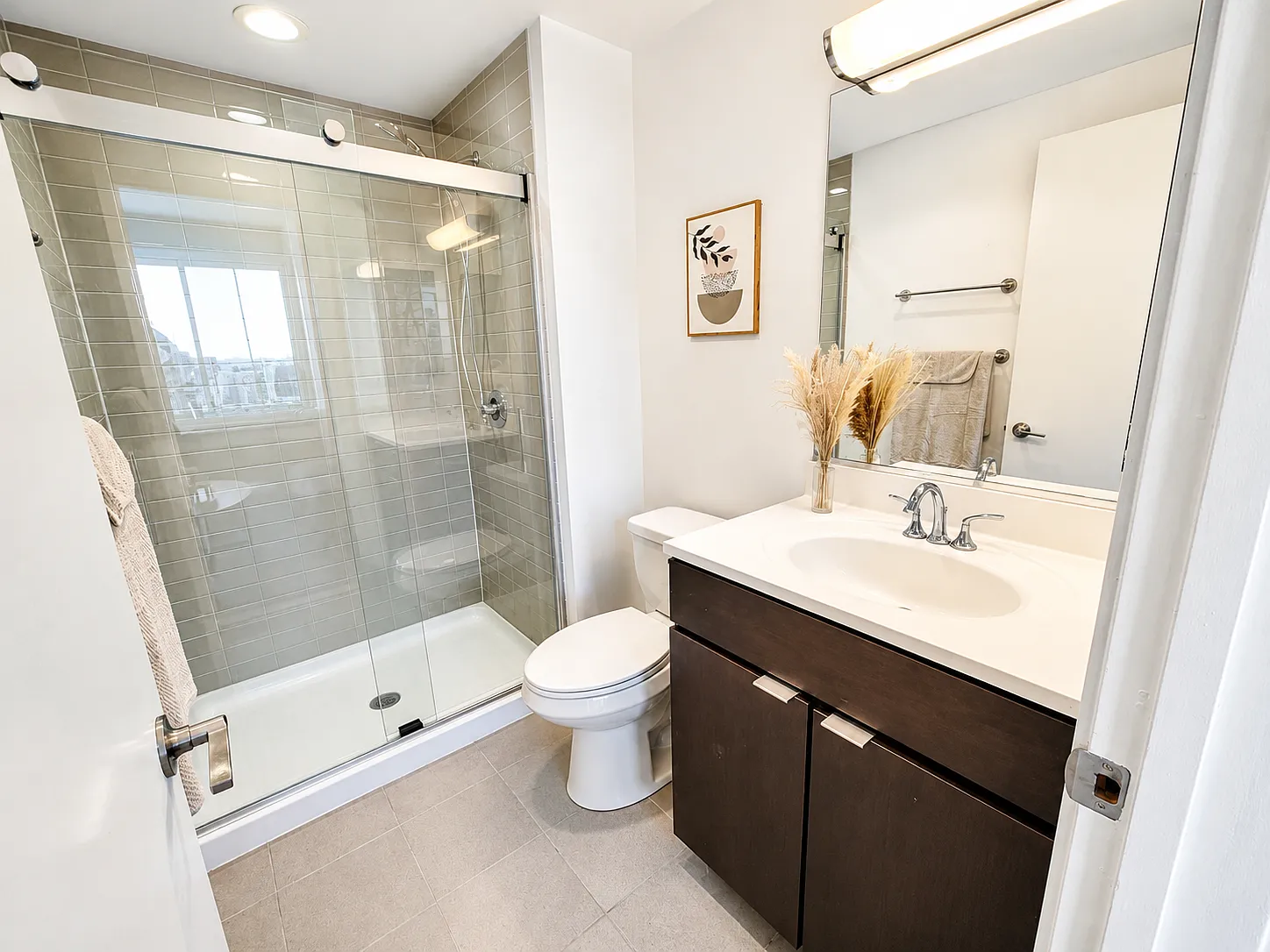 1 bed, $3,755 — Photo 4