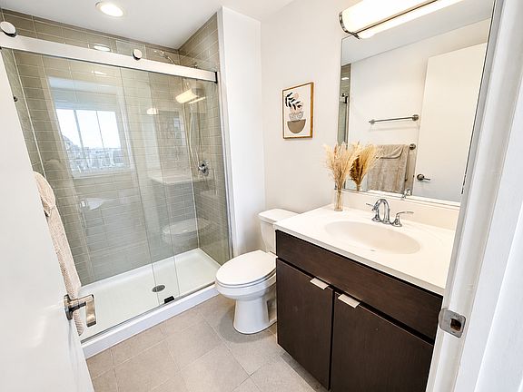 4th image of 1047A Commonwealth Ave #S9