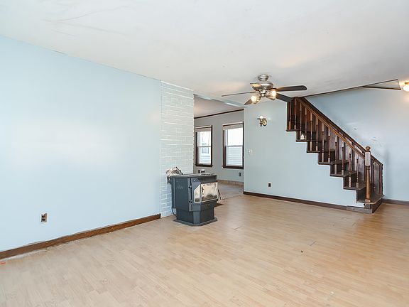 3rd image of 15 Gilman Street
