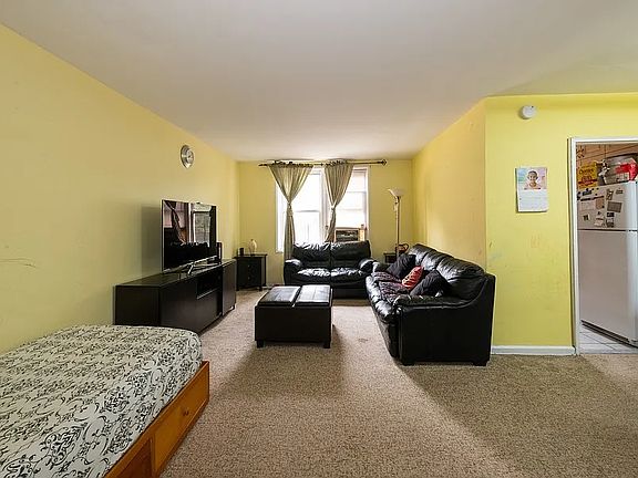 4th image of 33-44 91st St APT 1V