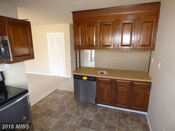 3rd image of 11313 Dogwood Dr