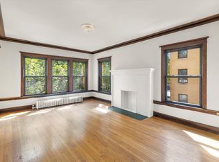 2418 N Sawyer Ave #2428-2E, Chicago, IL 60647