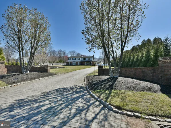 805 Churchville Rd, Southampton, PA 18966